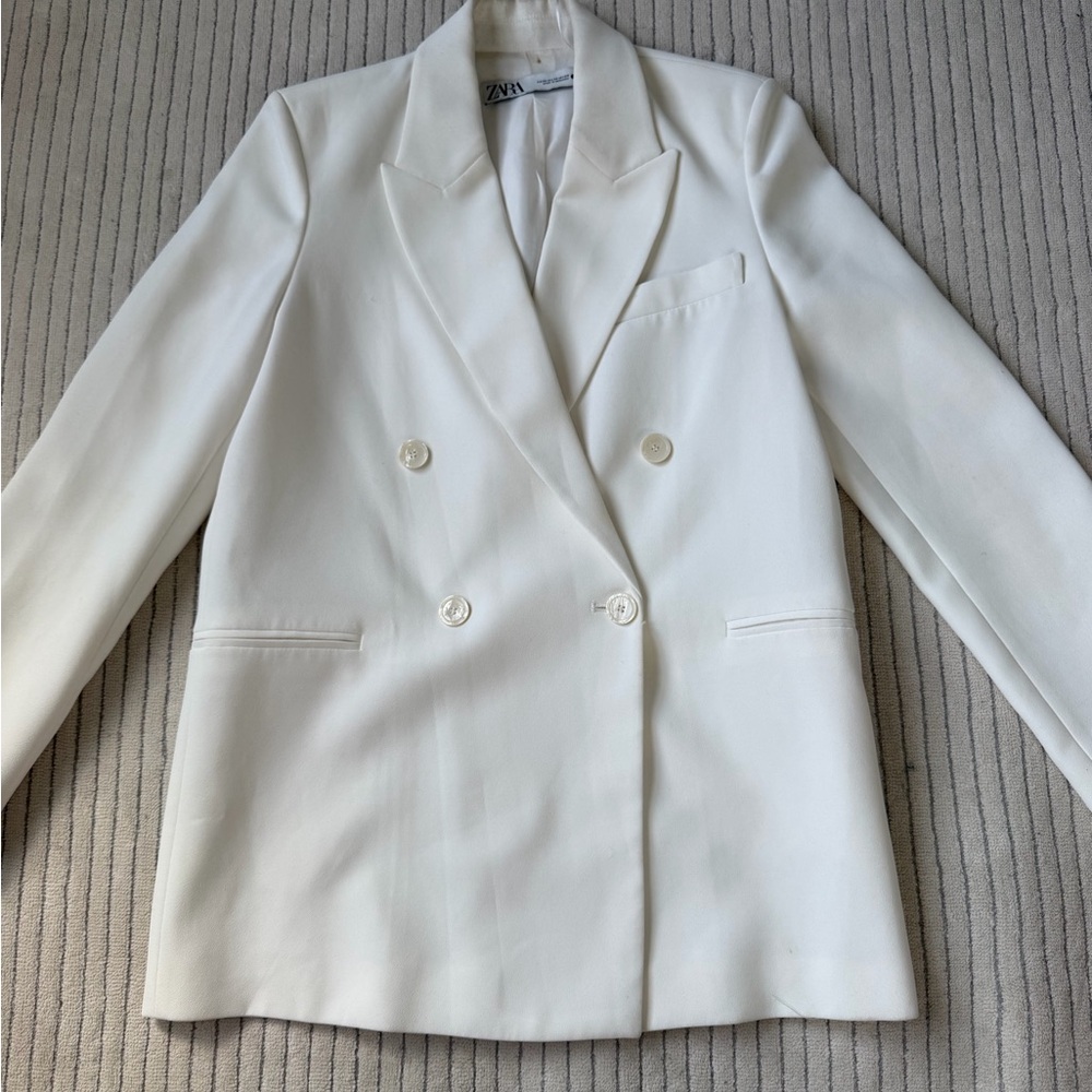 Oversized White Zara Blazer